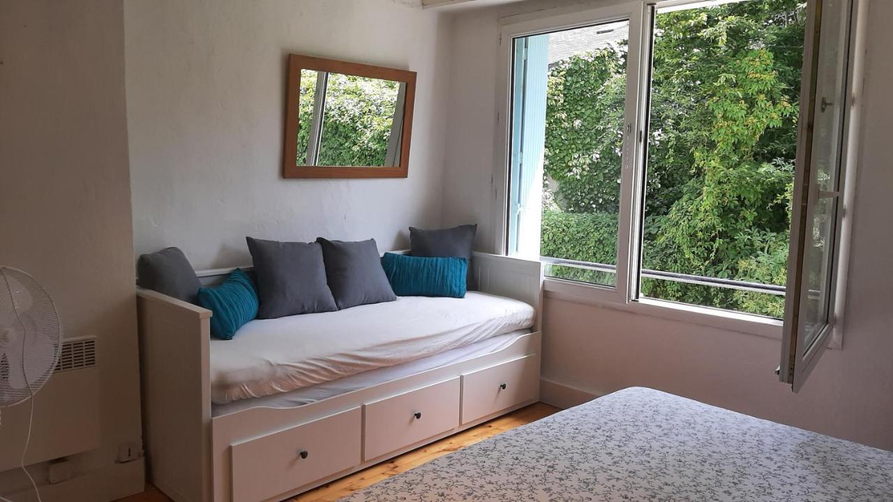 Maison En Ville Avec Terrasse Ensoleillee Et Wi-Fi Magnac-Laval Zewnętrze zdjęcie