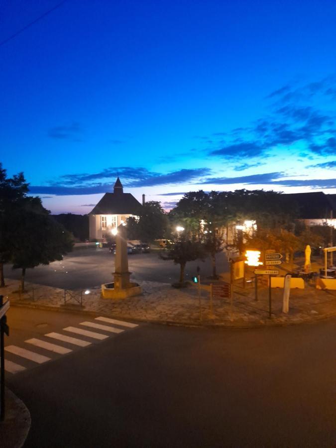 Maison En Ville Avec Terrasse Ensoleillee Et Wi-Fi Magnac-Laval Zewnętrze zdjęcie